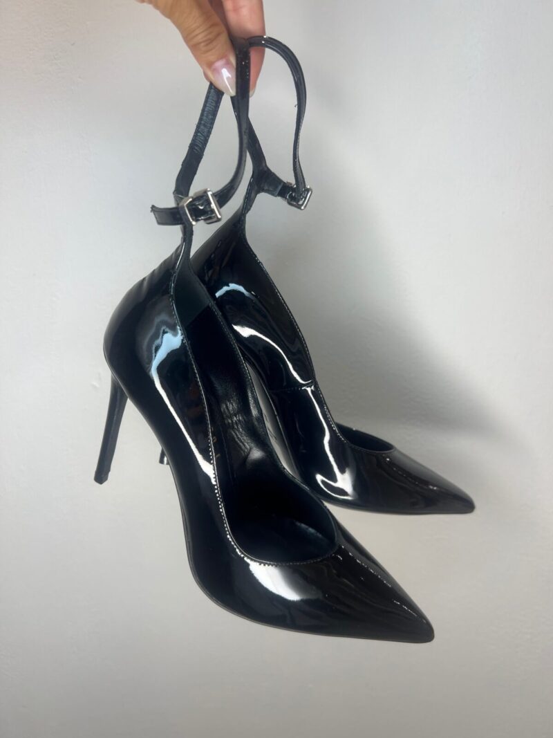 Décolleté vernice nera